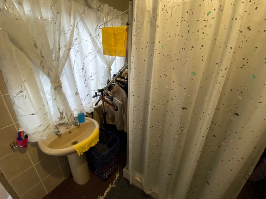 8 Bedroom Property for Sale in Baillie Park North West